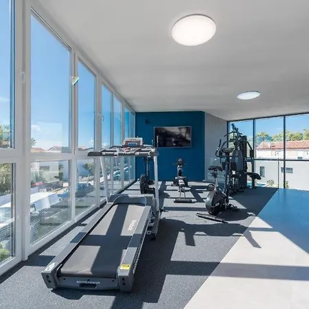 Awesome In With Outdoor Swimming Pool, Sauna And Wifi Vila *